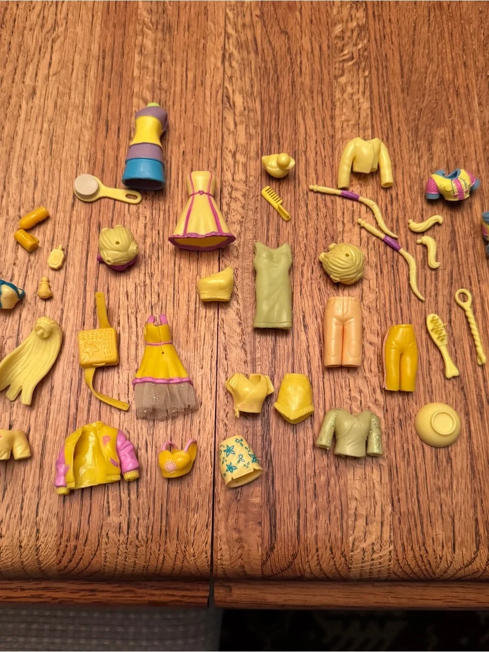 Vintage Y2K Fashion Polly Pocket Rubber Clothes & Accessories Lot Mixed Outfits